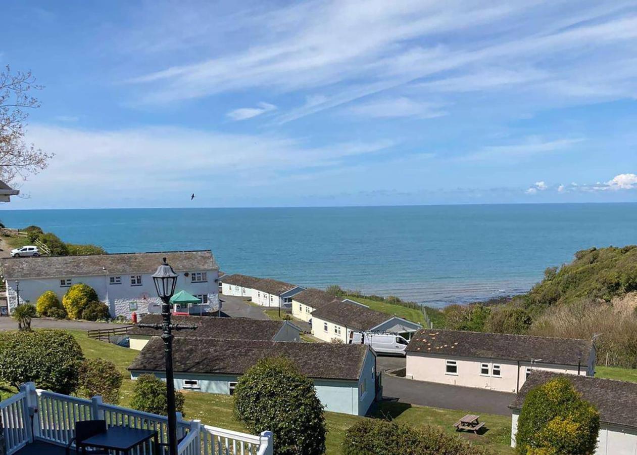 Gilfach Holiday Park Henfynyw Upper Exterior photo